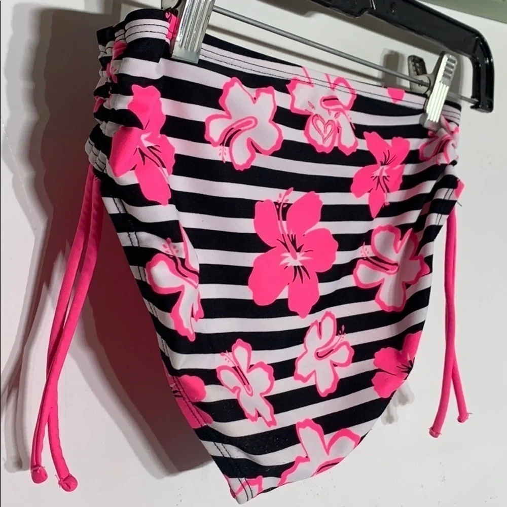 Justice Hot pink hibiscus striped bikini bottom girls size 10